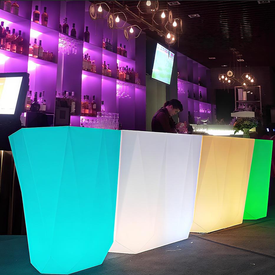 Outdoor Light Emitting Diode B - đánh giá và giá Outdoor Lighting Rental